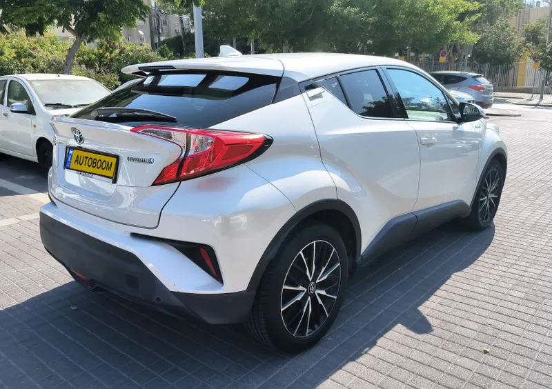 טויוטה C-HR יד 2 רכב, 2018, פרטי
