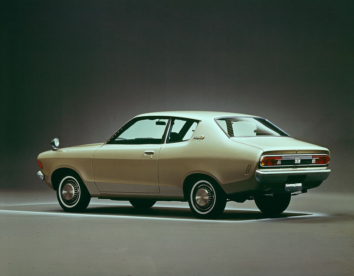 Datsun Sunny 1973. Bodywork, Exterior. Sedan 2-doors, 1 generation