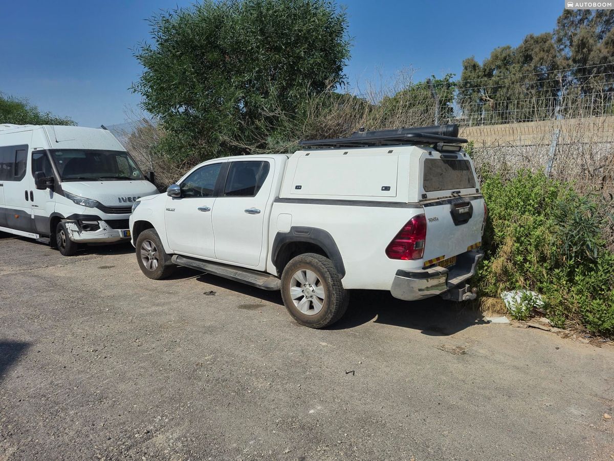 Toyota Hilux 2nd hand, 2019, private