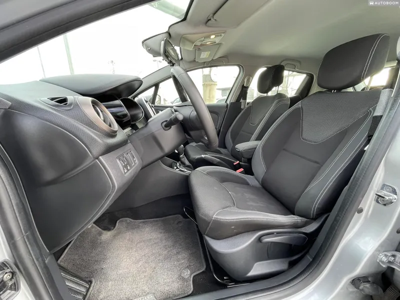 Renault Clio 2nd hand, 2019, private