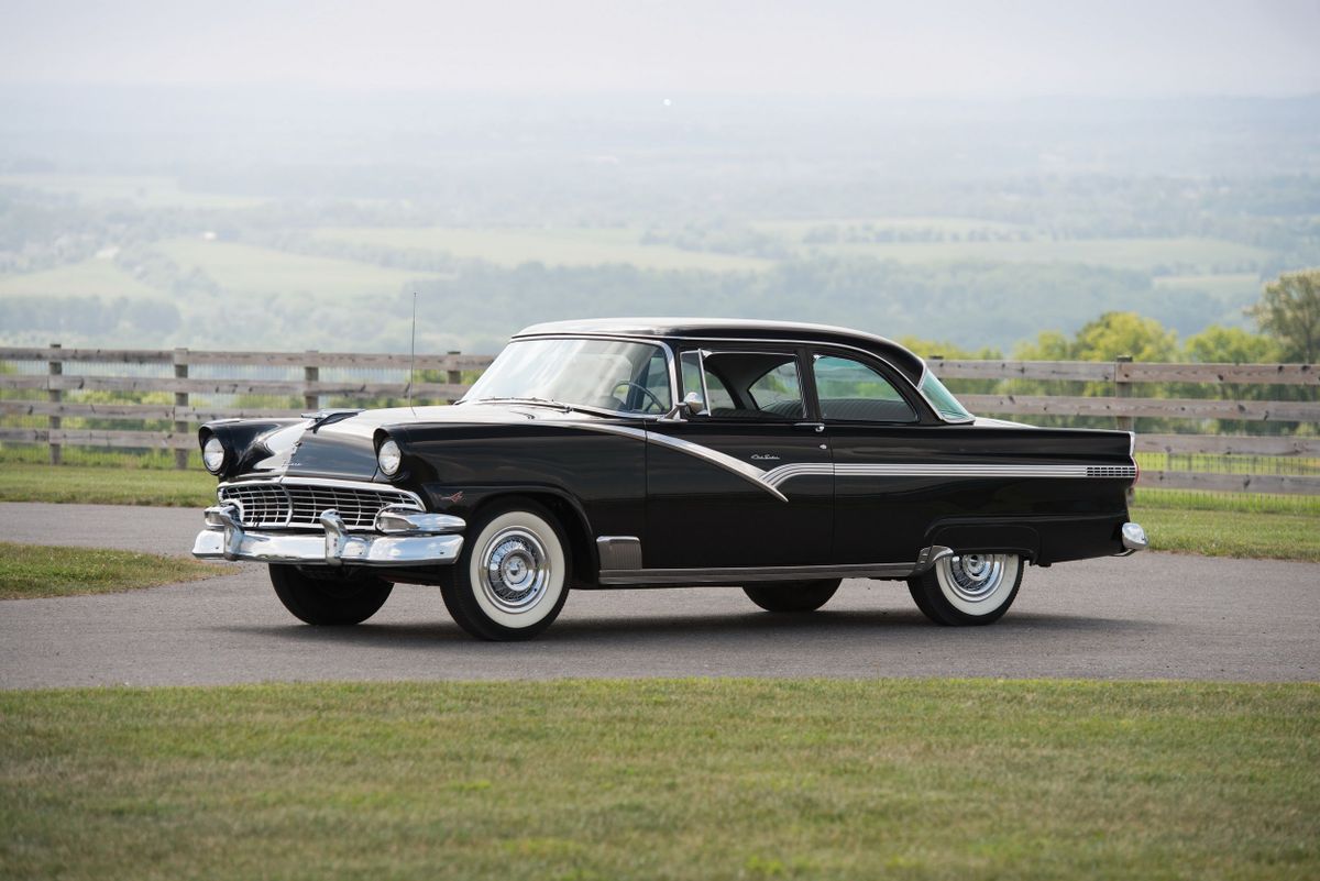 Ford Fairlane 1955. Carrosserie, extérieur. Berline 2-portes, 1 génération