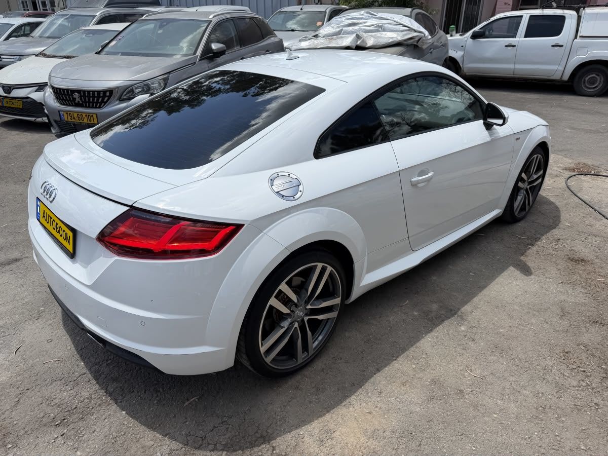 Audi TT 2nd hand, 2024, private