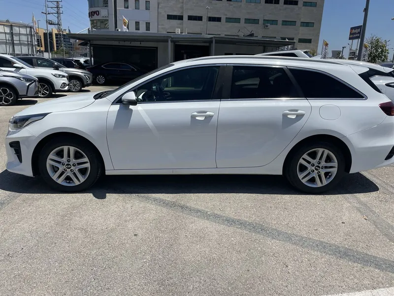 Kia Ceed 2nd hand, 2021