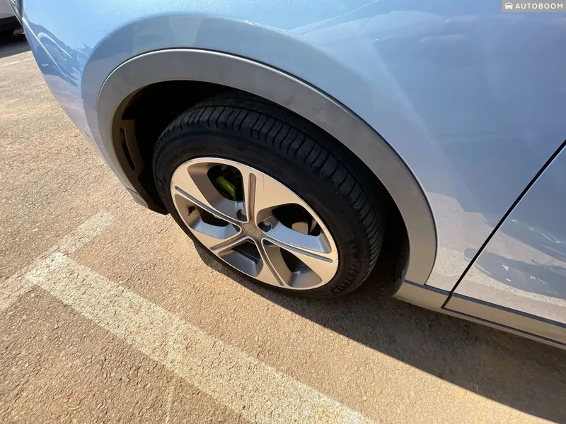 Geely Geometry C с пробегом, 2023