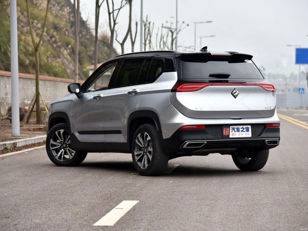Baojun RS-5 2018. Carrosserie, extérieur. VUS 5-portes, 1 génération