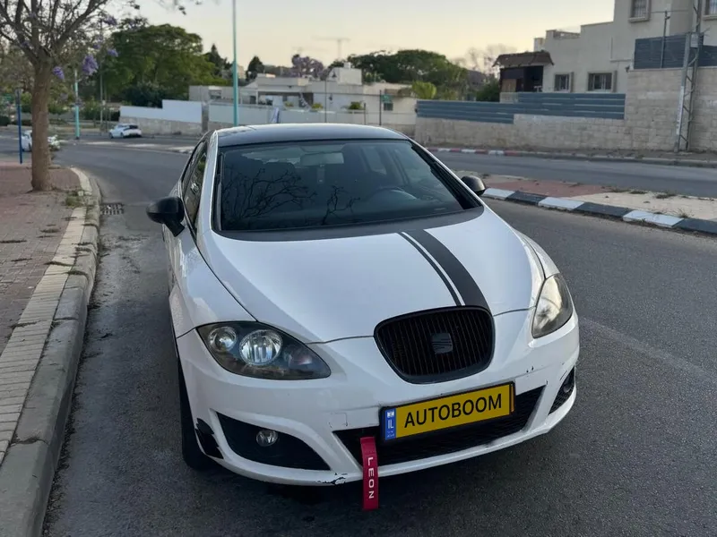 SEAT Leon 2nd hand, 2010, private hand