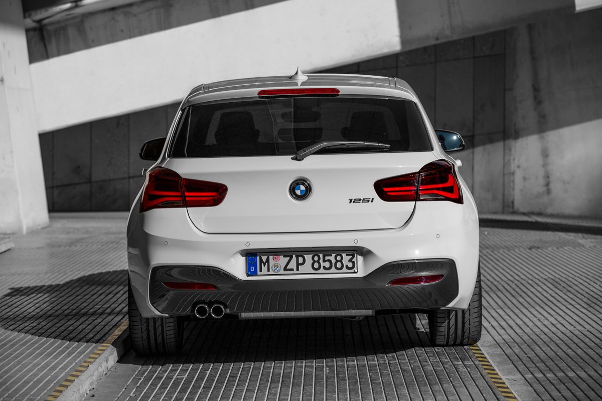 BMW 1 series 2015. Bodywork, Exterior. Hatchback 5-door, 2 generation, restyling