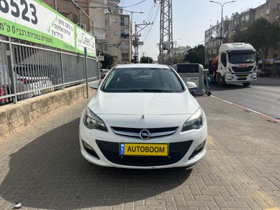 אופל אסטרה יד 2 רכב, 2014, פרטי
