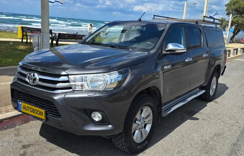 Toyota Hilux с пробегом, 2017, частная рука