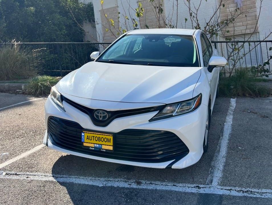 Toyota Camry 2nd hand, 2020, private hand
