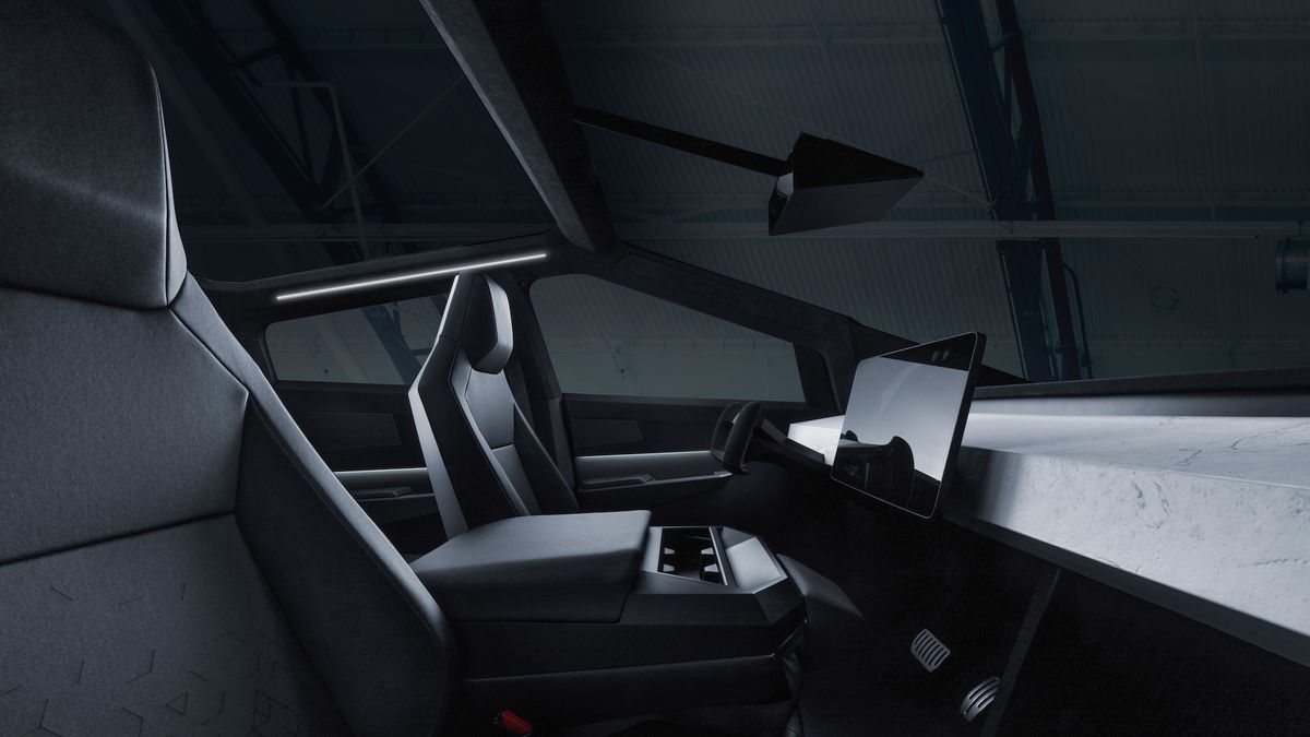 Tesla Cybertruck 2021. Siéges avants. 2 pick-up, 1 génération