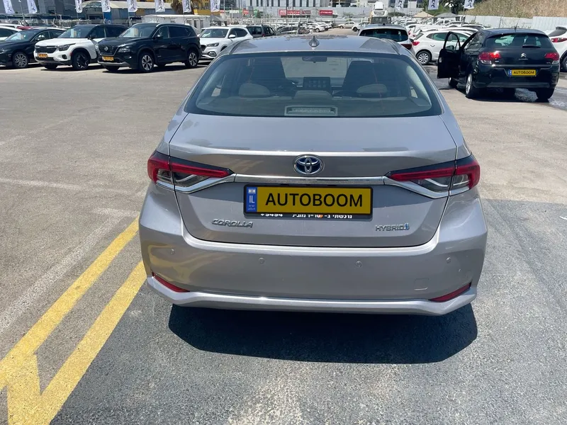 Toyota Corolla с пробегом, 2020