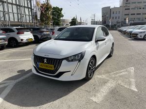 Peugeot 208, 2021, photo