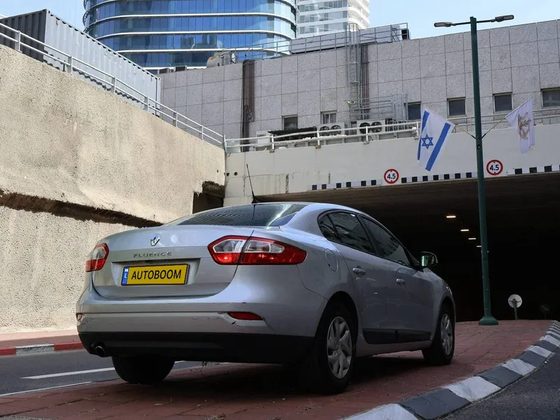 רנו פלואנס יד 2 רכב, 2014, פרטי
