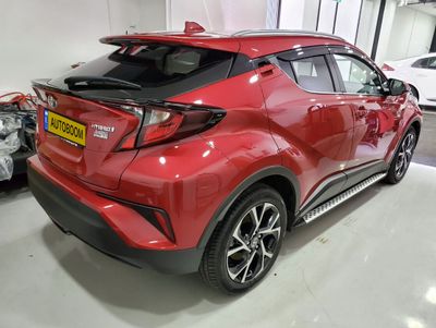 Toyota C-HR 2ème main, 2021, main privée