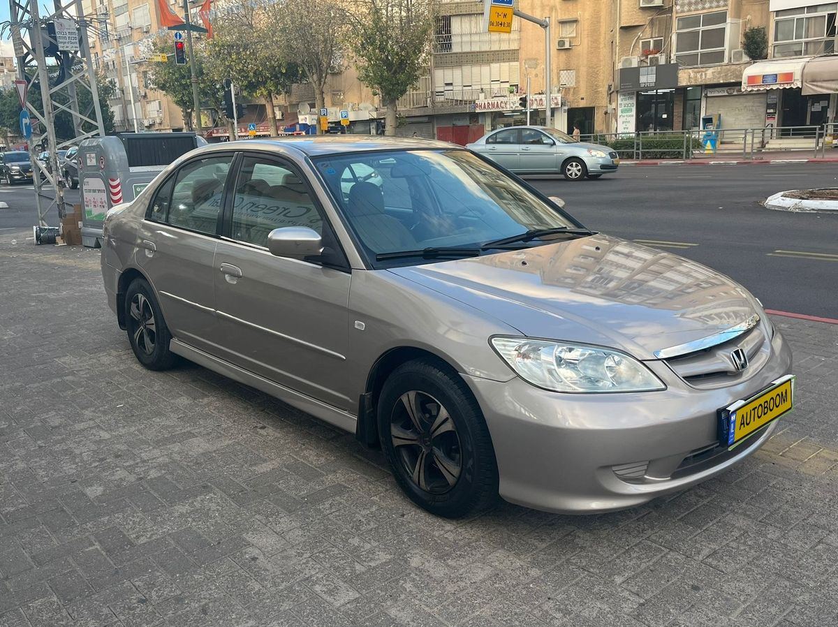 הונדה סיוויק יד 2 רכב, 2005, פרטי