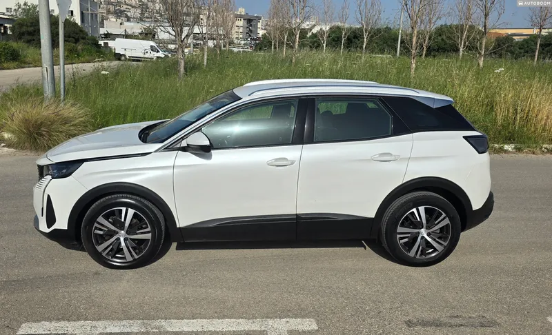 Peugeot 3008 2nd hand, 2021, private