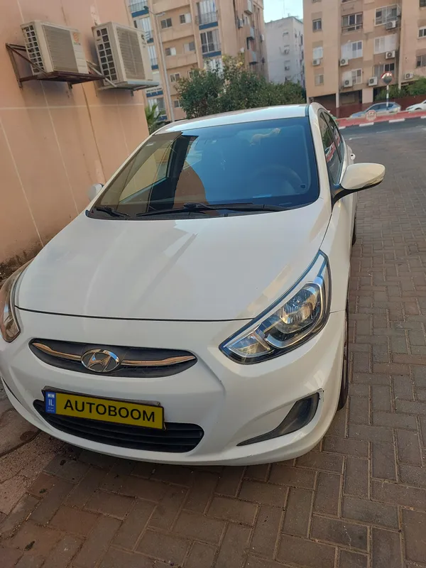 Hyundai i25 2nd hand, 2016, private hand