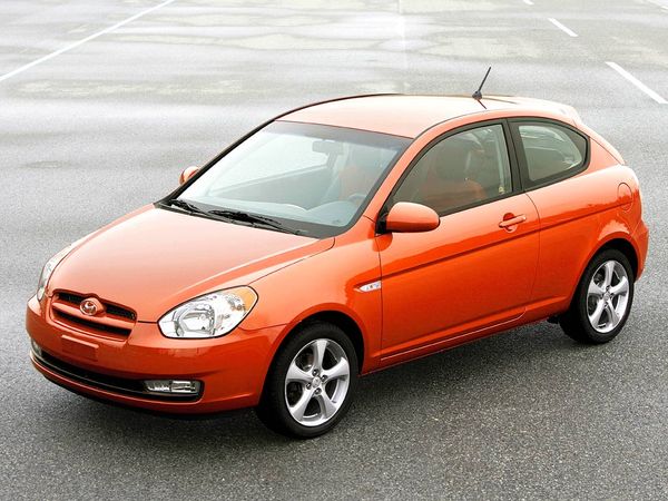 Hyundai Verna 2006. Carrosserie, extérieur. Mini 3-portes, 2 génération