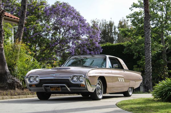 Ford Thunderbird 1961. Carrosserie, extérieur. Coupé sans montants, 3 génération