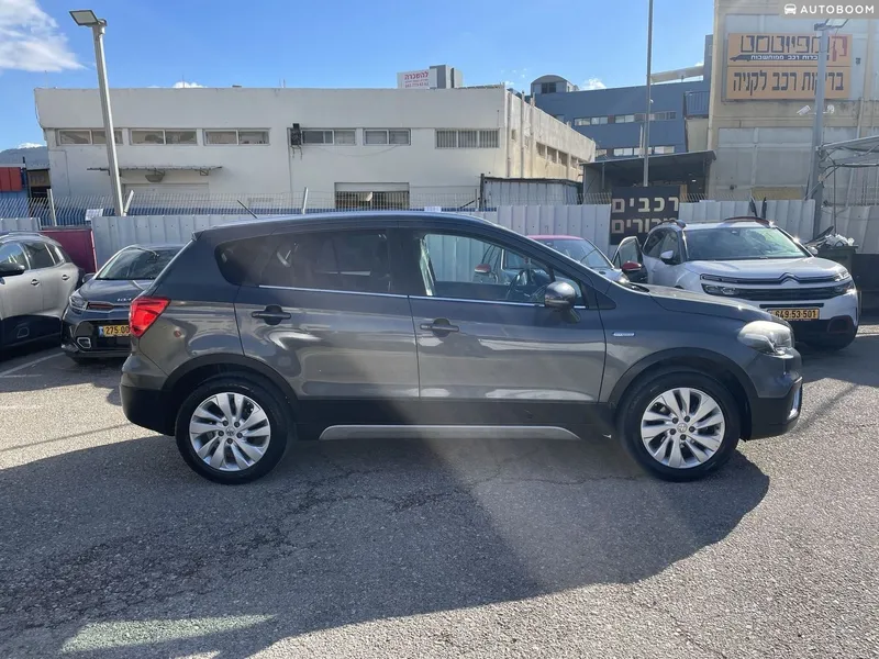 סוזוקי קרוסאובר SX4 יד 2 רכב, 2022, פרטי