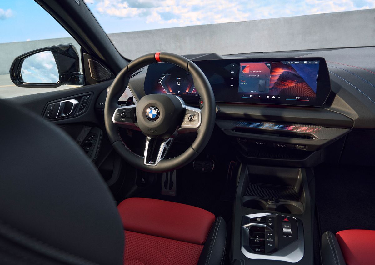 BMW 2 series 2024. Передние сидения. Седан, 2 поколение