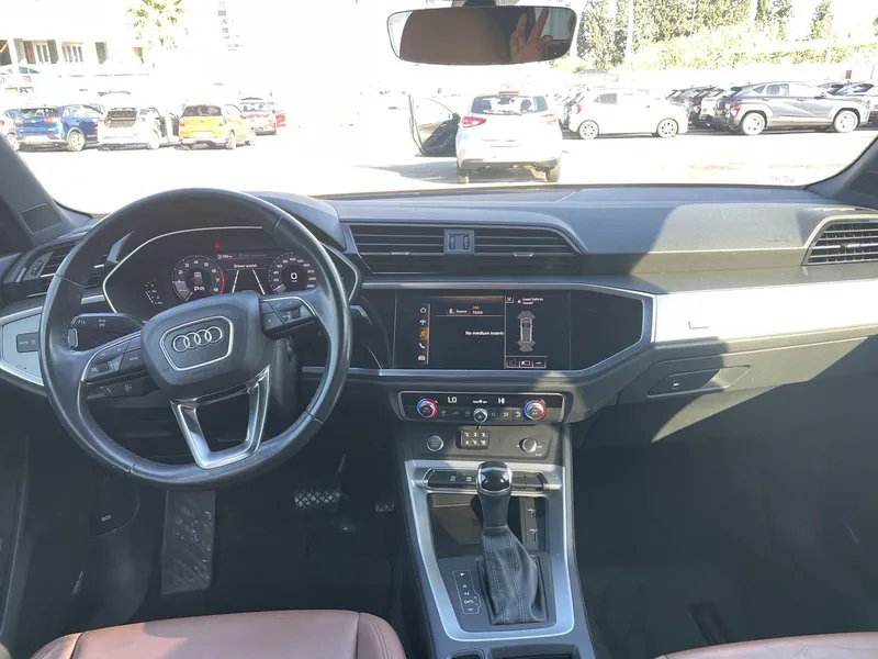 Audi Q3 2nd hand, 2020, private hand