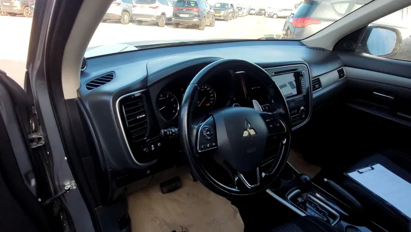 Mitsubishi Outlander 2ème main, 2017