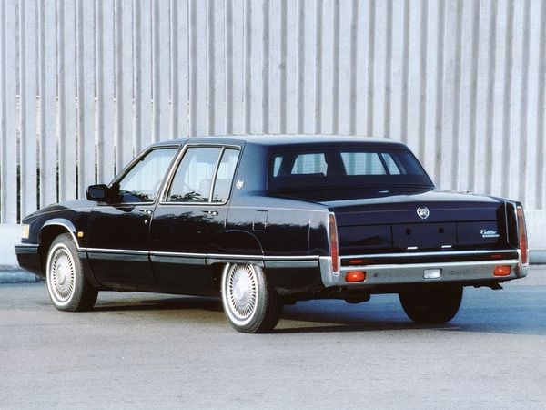 Cadillac Fleetwood 1984. Bodywork, Exterior. Sedan, 2 generation