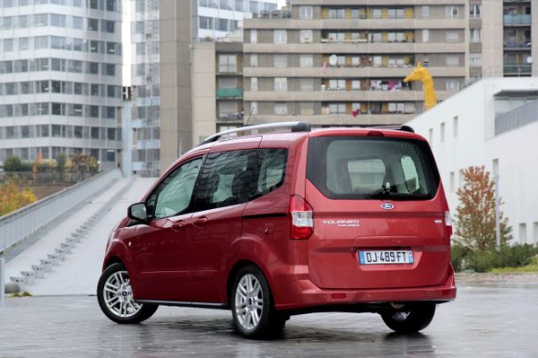 Ford Tourneo Courier 2014. Bodywork, Exterior. Compact Van, 1 generation