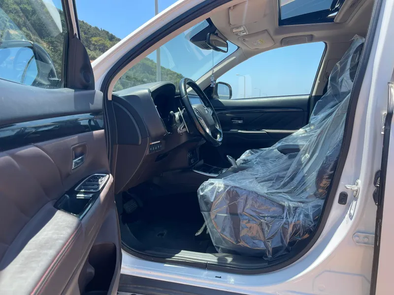 Mitsubishi Outlander 2nd hand, 2017, private hand