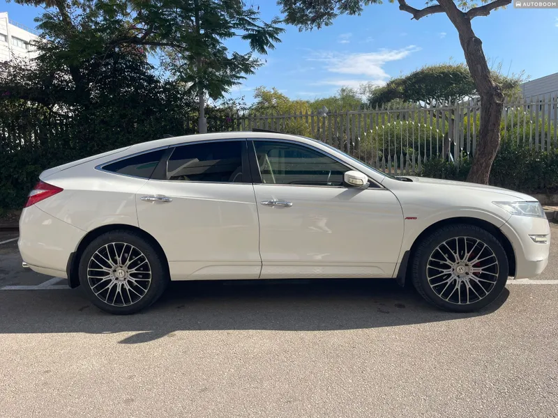 Honda Crosstour 2ème main, 2011, privée