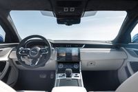 Ягуар XF 2020. Центральная консоль. Седан, 2 generation, restyling