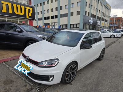 פולקסווגן גולף GTI יד 2 רכב, 2011