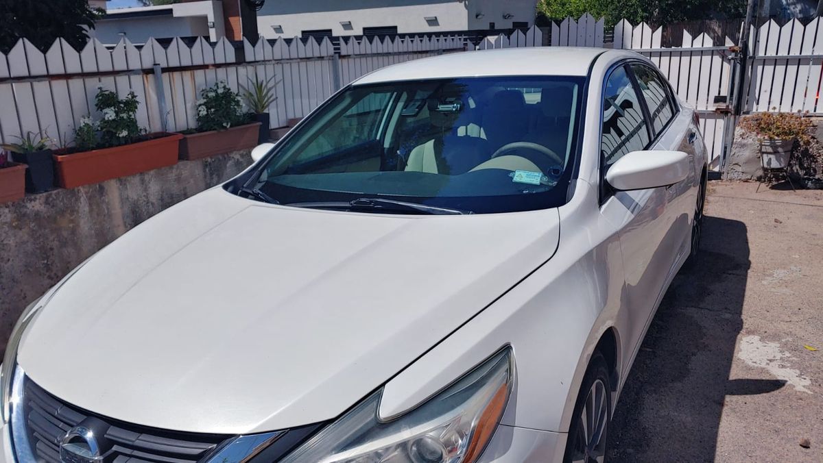 Nissan Altima с пробегом, 2016, частная рука