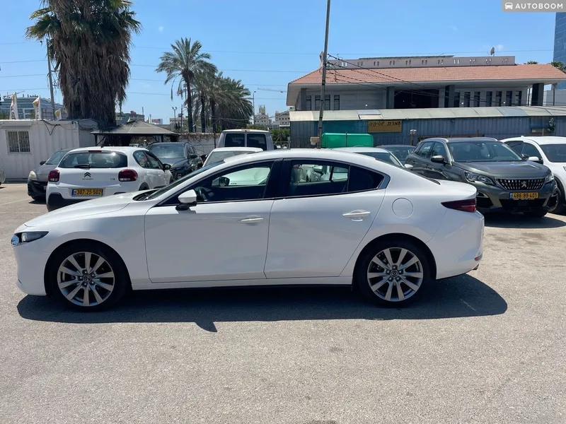 Mazda 3 2ème main, 2021