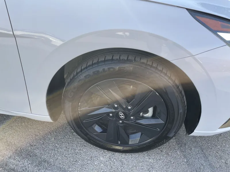 Hyundai Elantra 2ème main, 2023