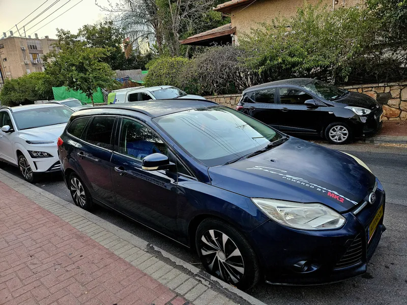 Ford Focus с пробегом, 2012