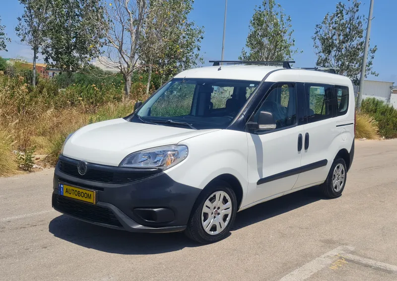 Fiat Doblo 2nd hand, 2017