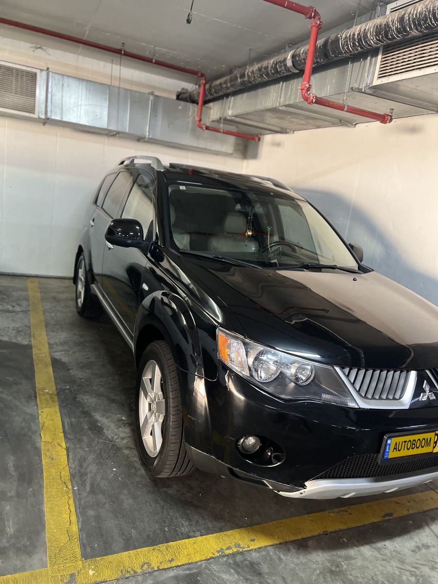 Mitsubishi Outlander 2nd hand, 2008, private hand