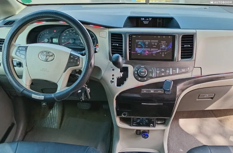 Toyota Sienna 2ème main, 2014, privée
