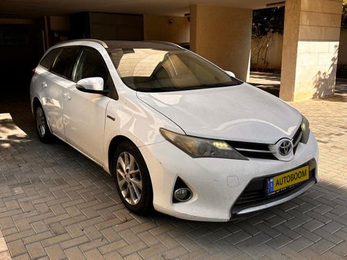 Toyota Auris с пробегом, 2014, частная рука