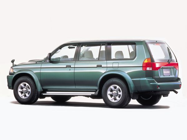 Mitsubishi Challenger 1996. Carrosserie, extérieur. VUS 5-portes, 1 génération