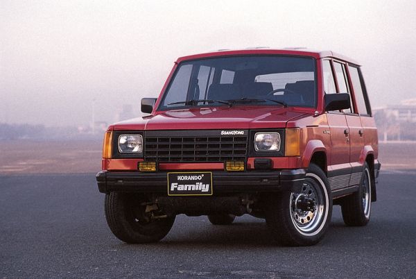 سانغ يونغ كوراندو فاميلي 1988. الهيكل، المظهر الخارجي. SUV ٥ أبواب, 1 الجيل