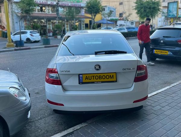 Skoda Octavia 2nd hand, 2015, private hand