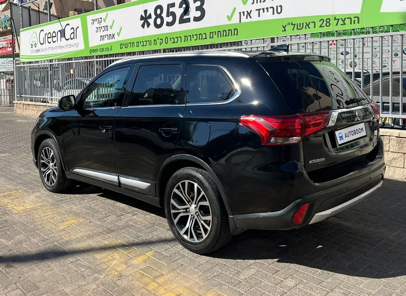מיצובישי אאוטלנדר יד 2 רכב, 2017, פרטי
