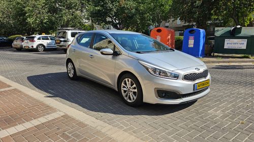 Kia Ceed, 2018, photo