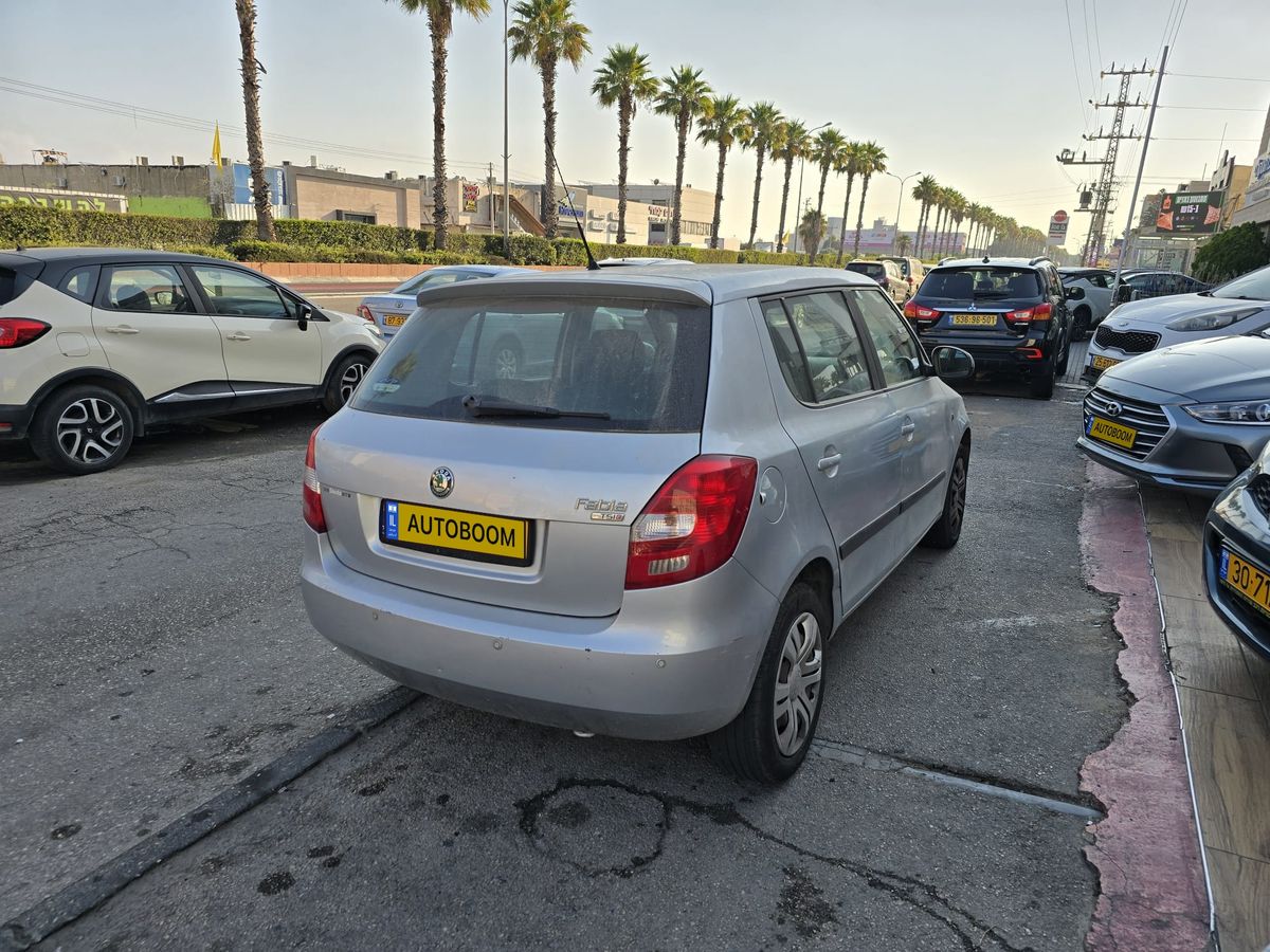 Skoda Fabia 2nd hand, 2011, private hand