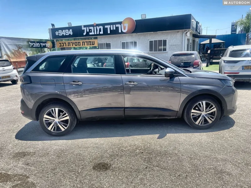 Peugeot 5008 с пробегом, 2021, частная