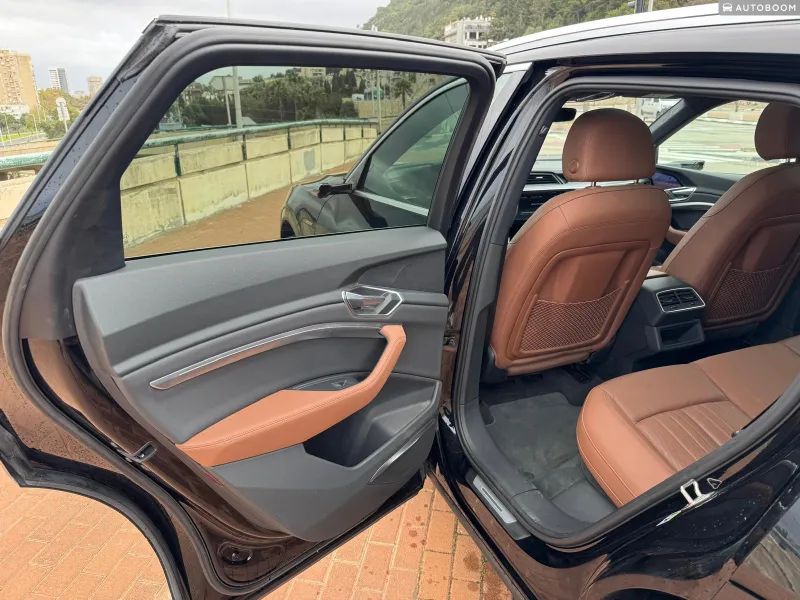 Audi Q8 e-tron 2nd hand, 2019, private